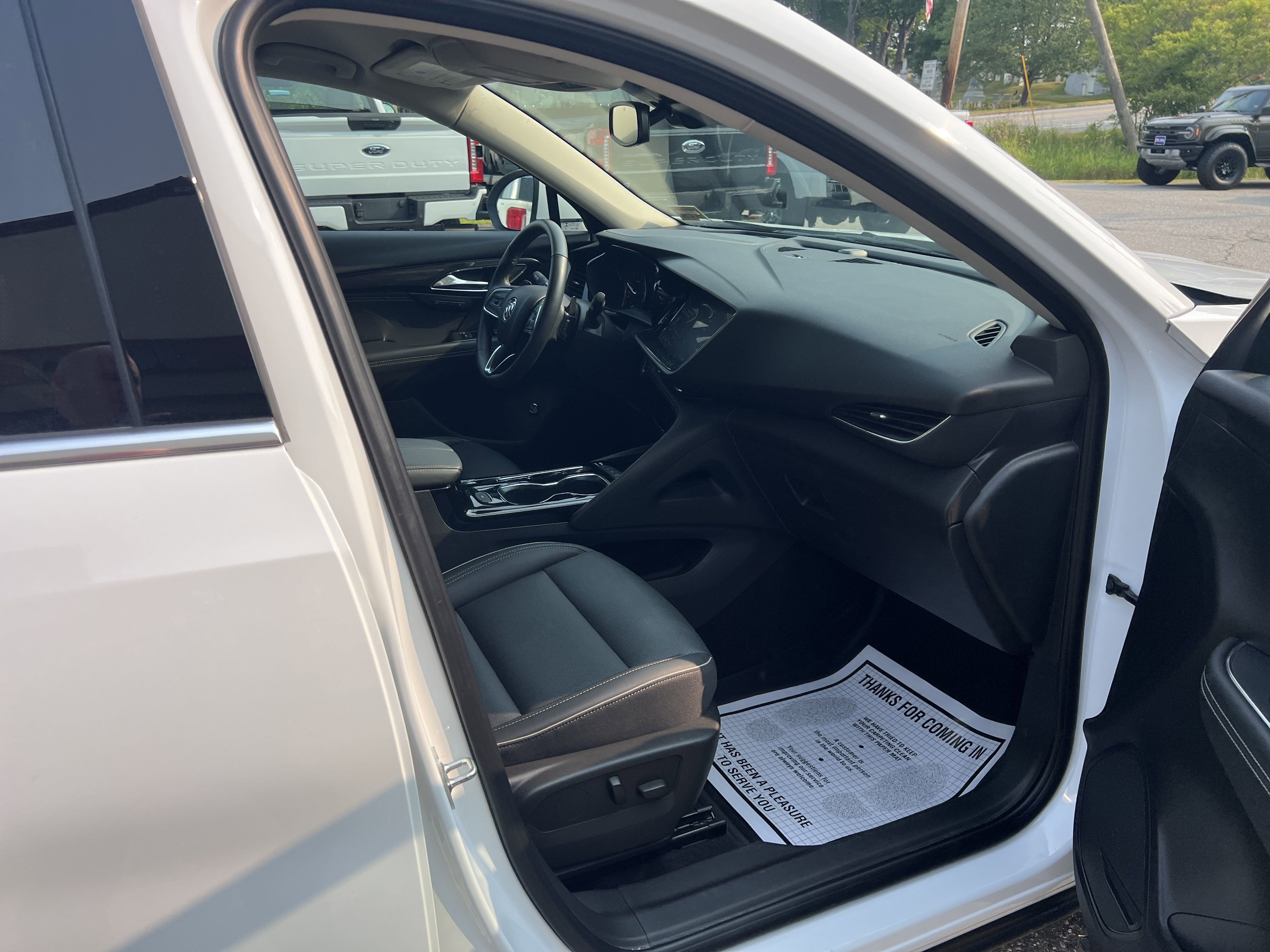 2023 Buick Envision Essence photo 4