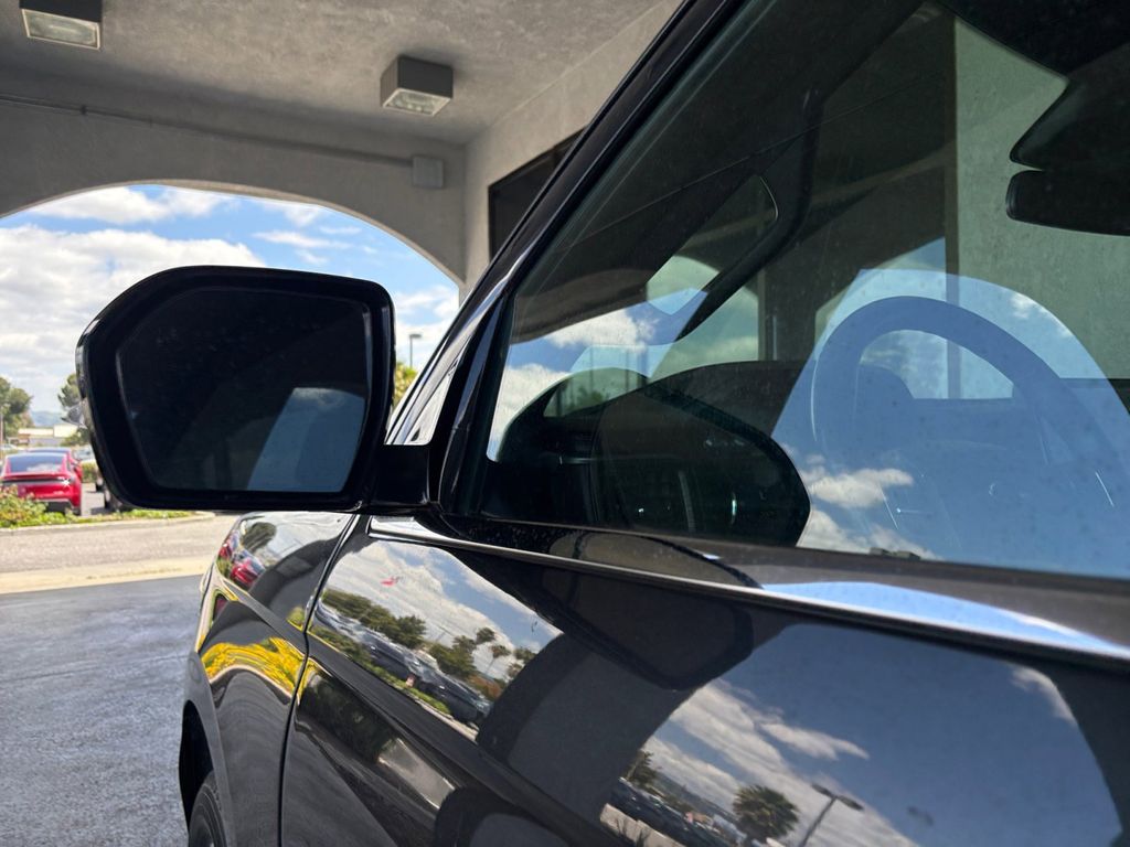 2023 Ford Expedition MAX Limited photo 26