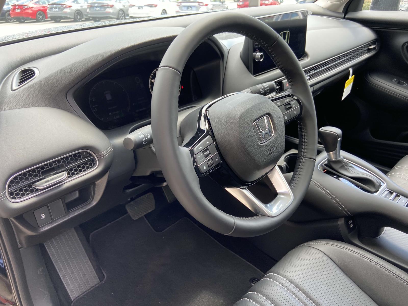2026 Honda HR-V EX-L 2WD photo 3