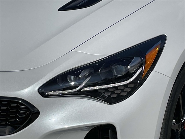 2022 Kia Stinger GT2 photo 9
