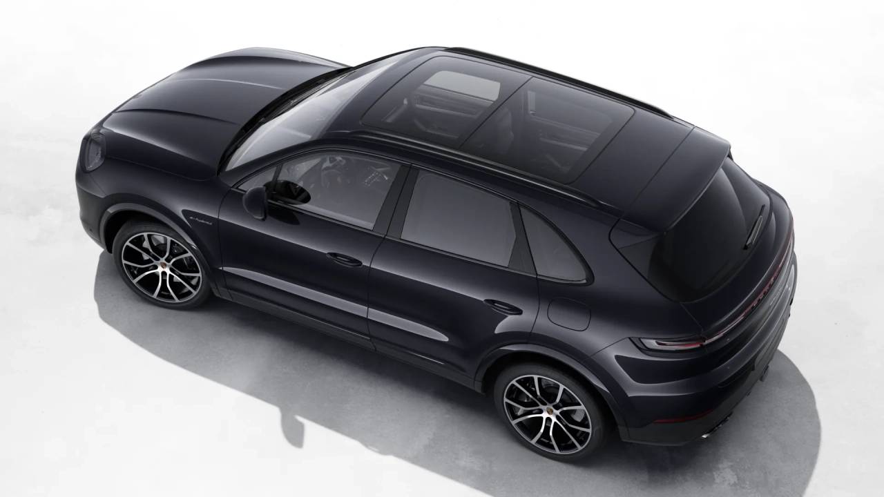 2026 Porsche Cayenne E-Hybrid photo 4