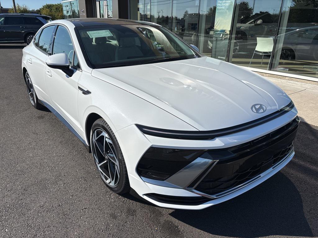 2025 Hyundai Sonata SEL Convenience photo 4
