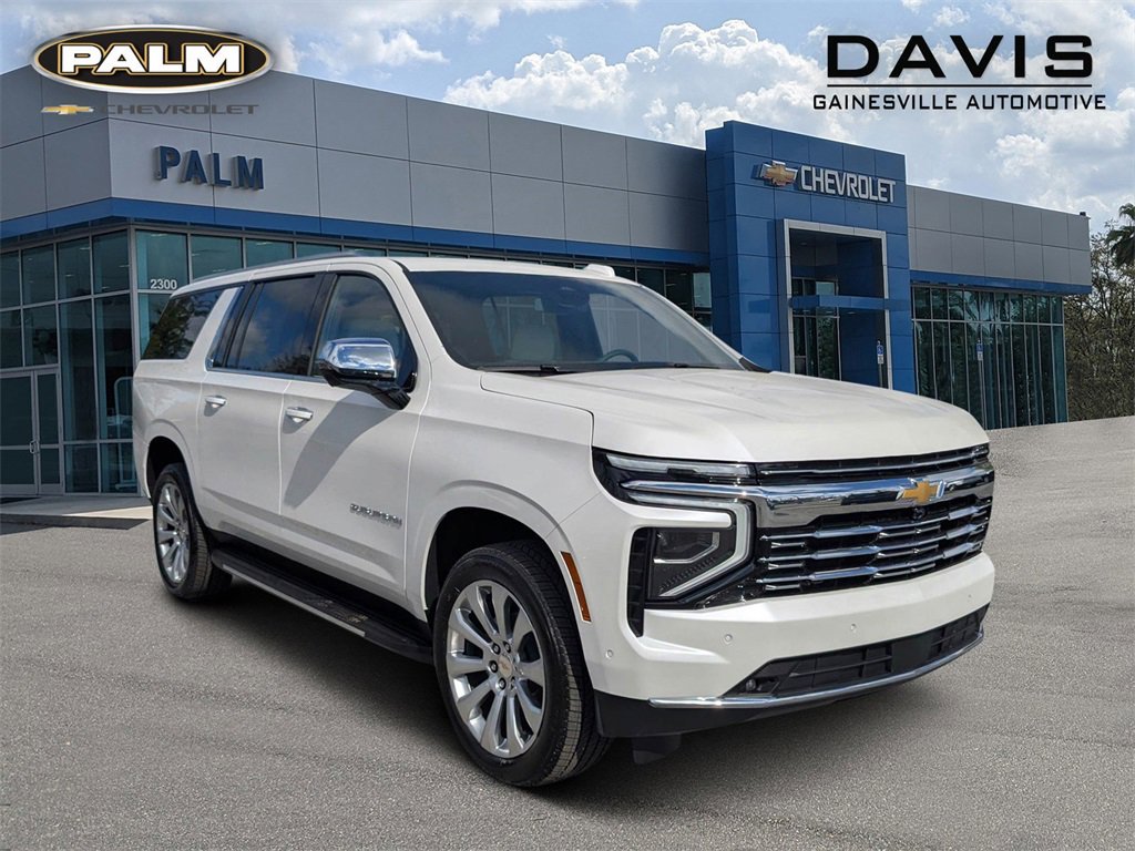 2025 Chevrolet Suburban Premier's photo