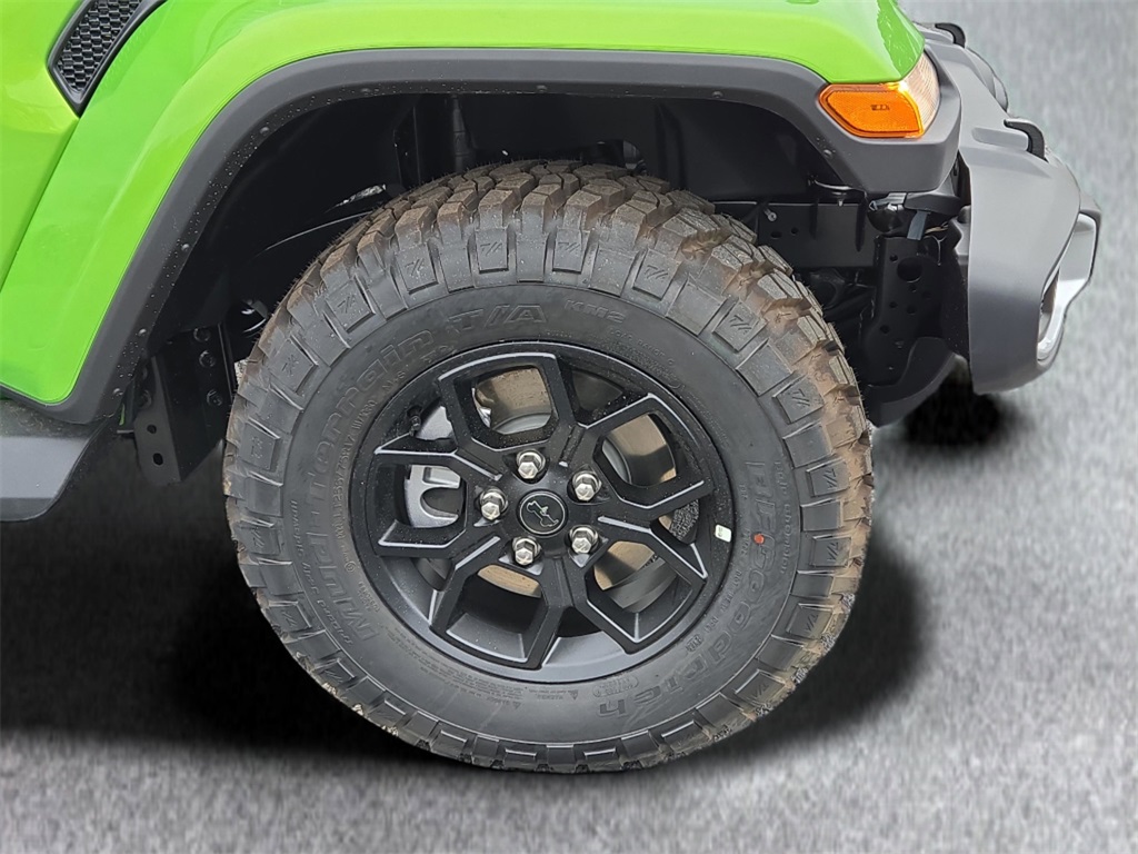 2025 Jeep Gladiator Sport photo 4