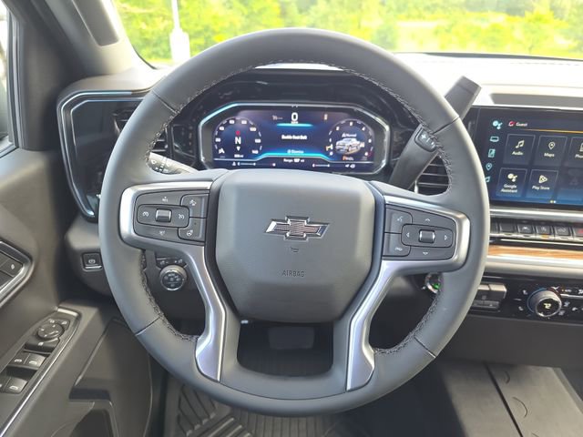2025 Chevrolet Silverado 1500 RST photo 13