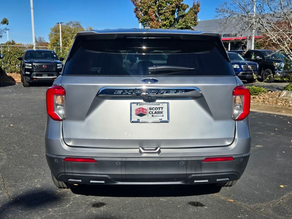 2021 Ford Explorer Base photo 4