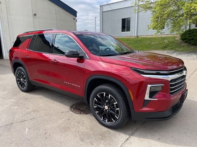 2025 Chevrolet Traverse photo 7