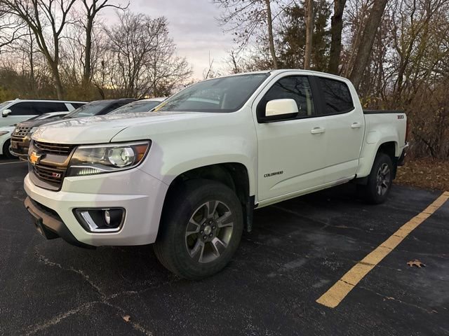 2018 Chevrolet Colorado Z71 photo 2