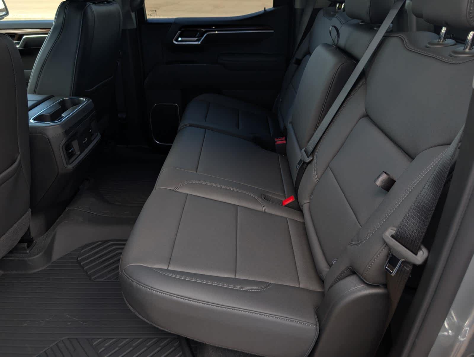 2026 Chevrolet Silverado 1500 LT photo 11