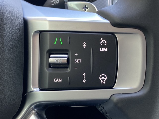 2025 Land Rover Discovery SE photo 26