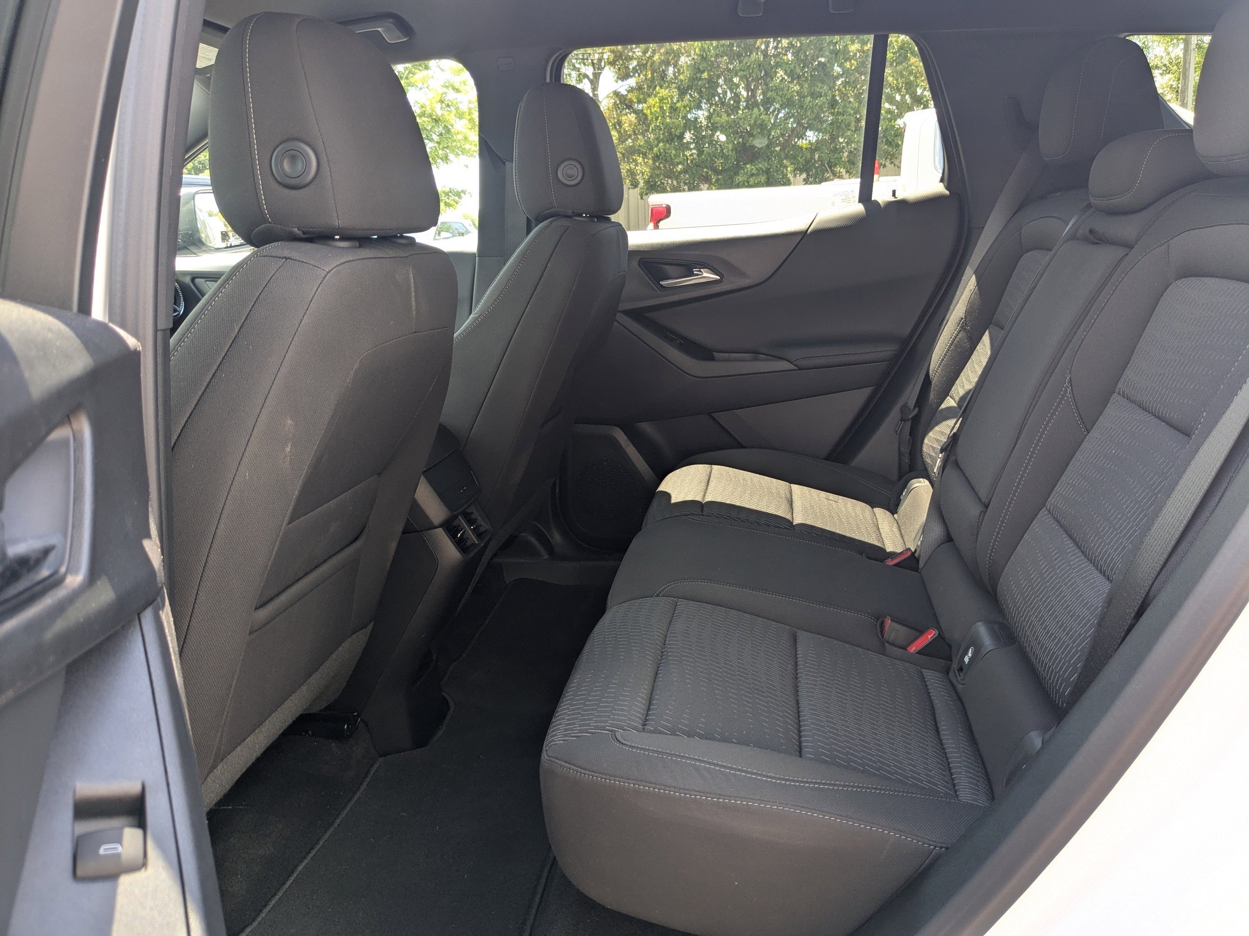 2026 Chevrolet Equinox LT photo 13