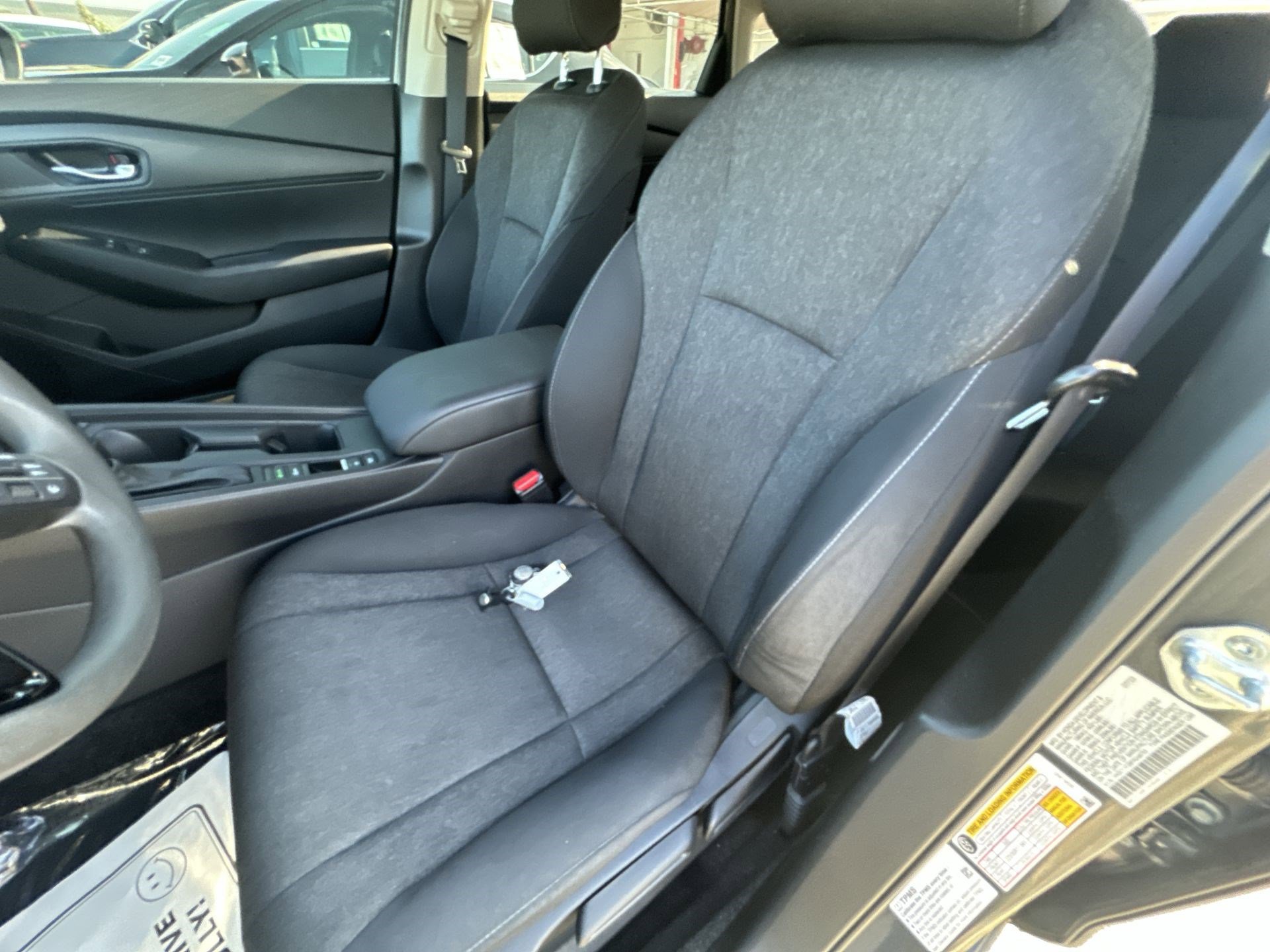 2023 Honda Accord LX photo 13