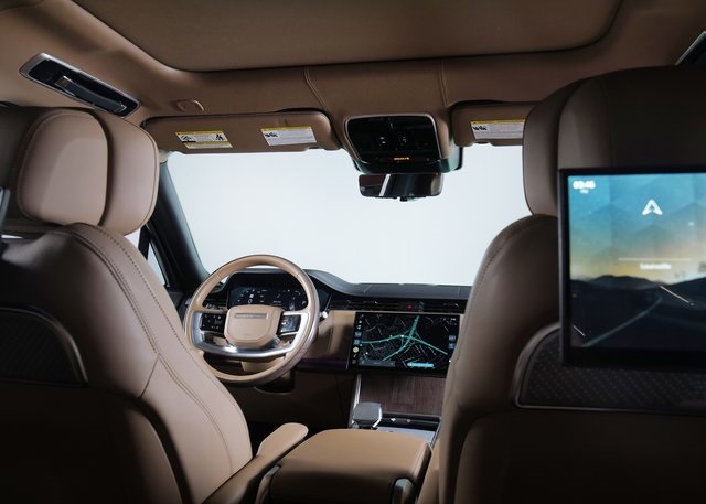 2024 Land Rover Range Rover Autobiography photo 18