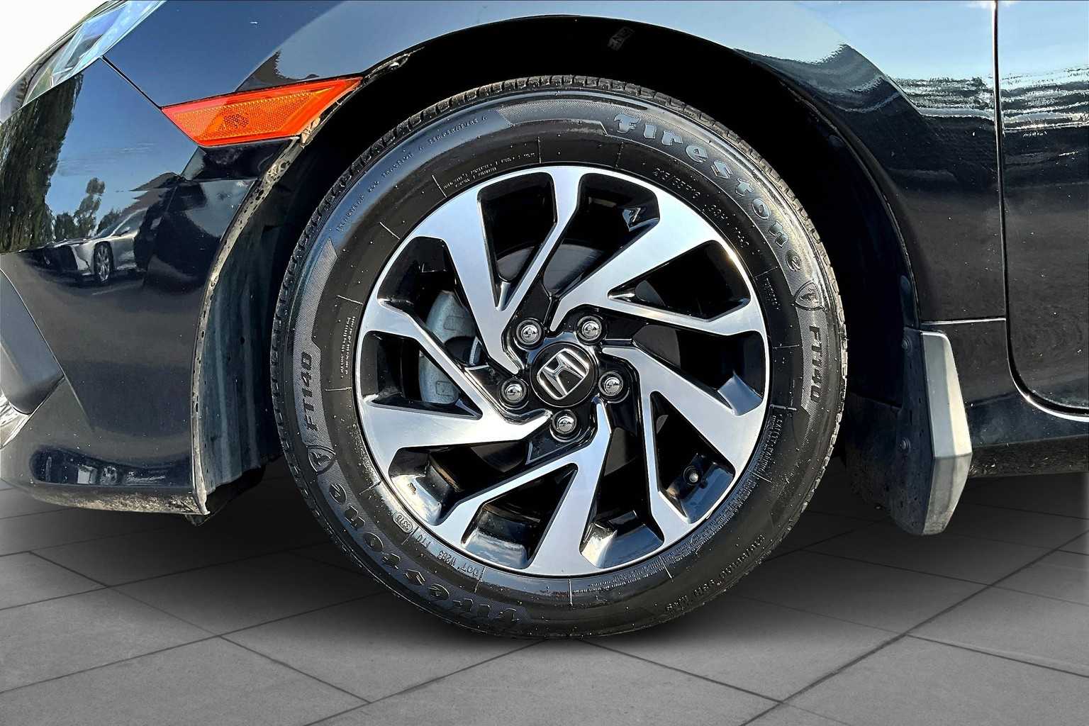2016 Honda Civic LX photo 8