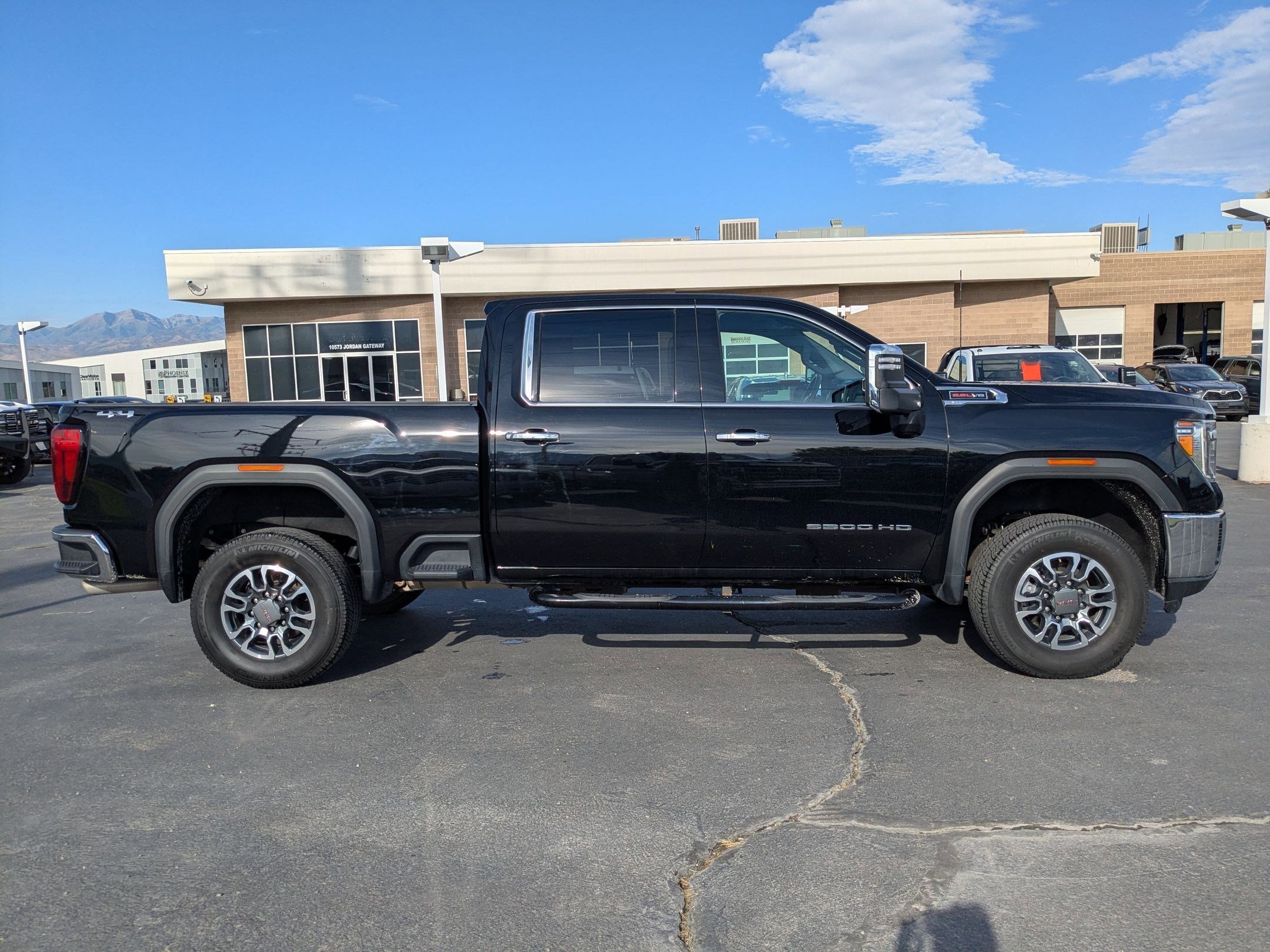 2022 Gmc Sierra HD SLT photo 6