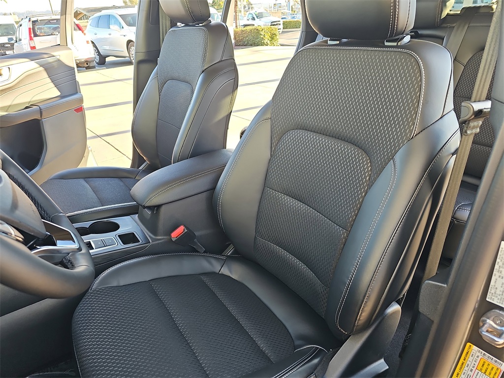 2025 Ford Escape Plug-In Hybrid photo 15