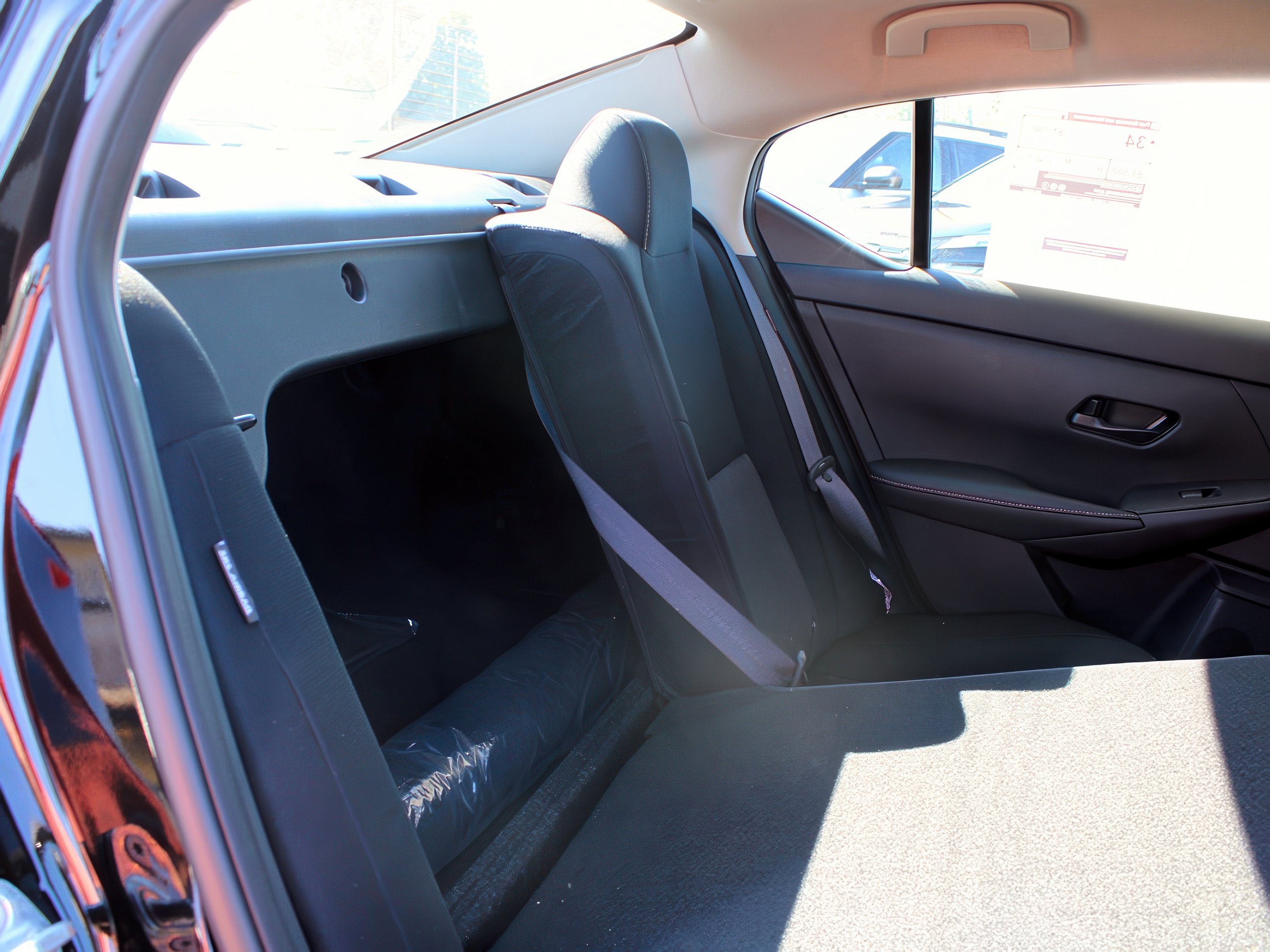 2025 Nissan Sentra SV photo 27