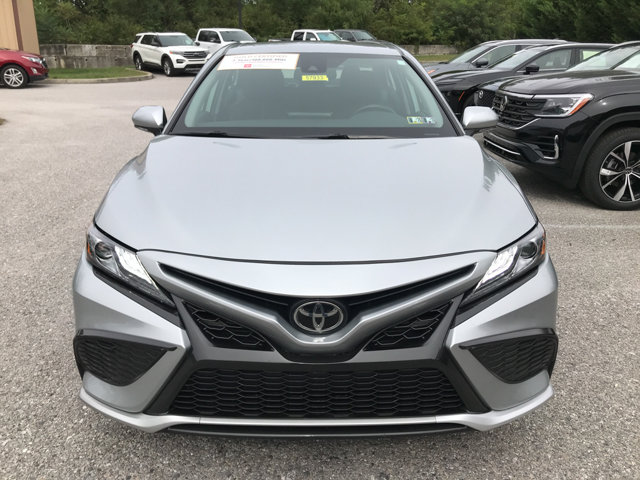2023 Toyota Camry XSE photo 3