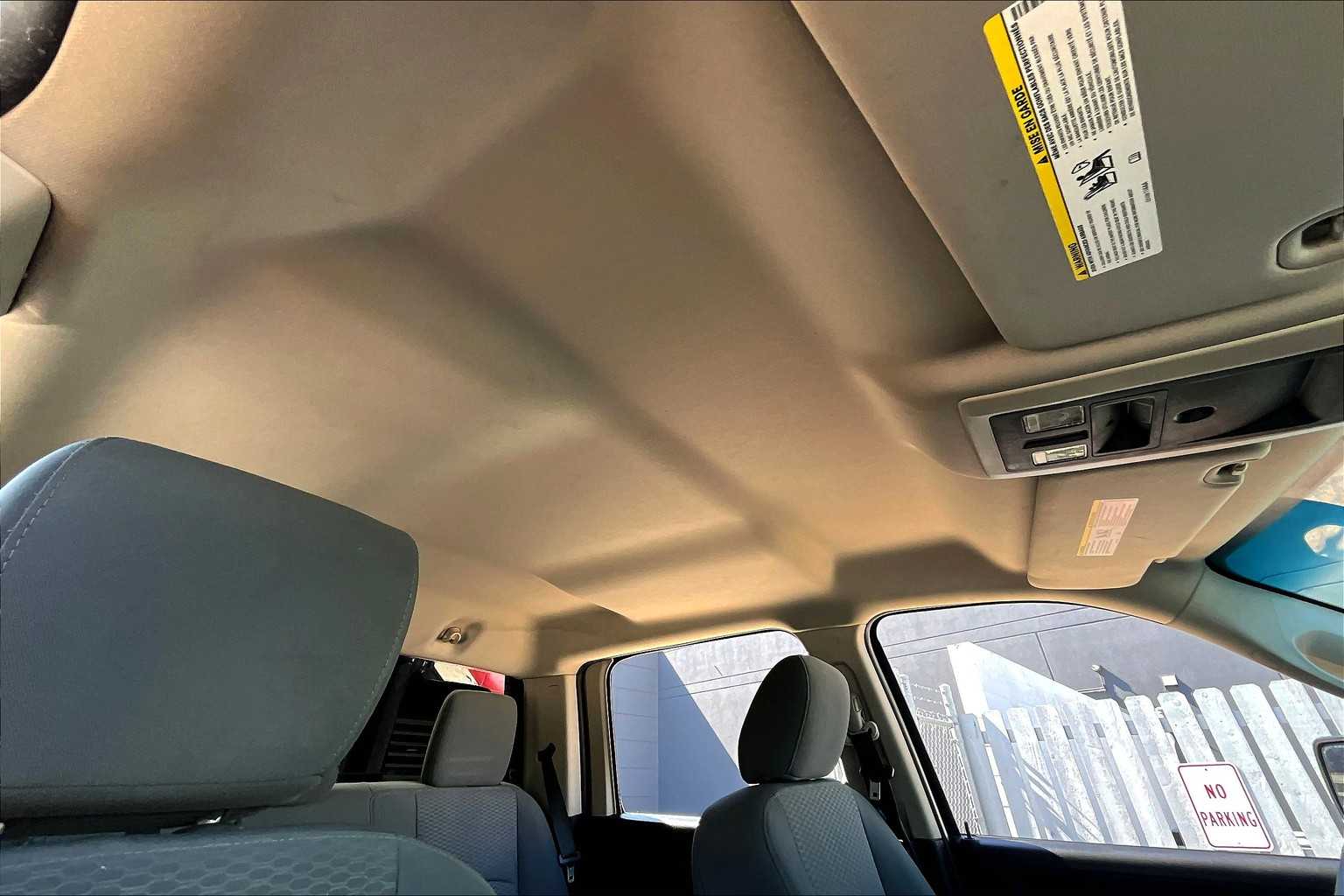 2015 Ram 1500 Tradesman photo 13