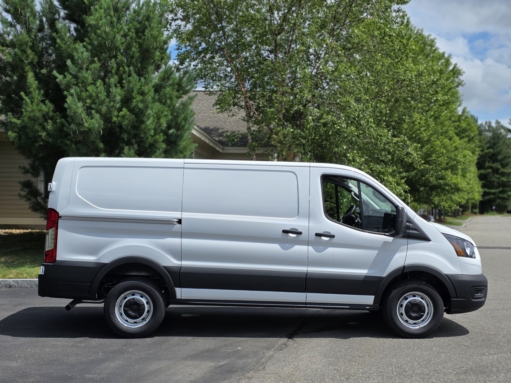 2025 Ford Transit photo 16