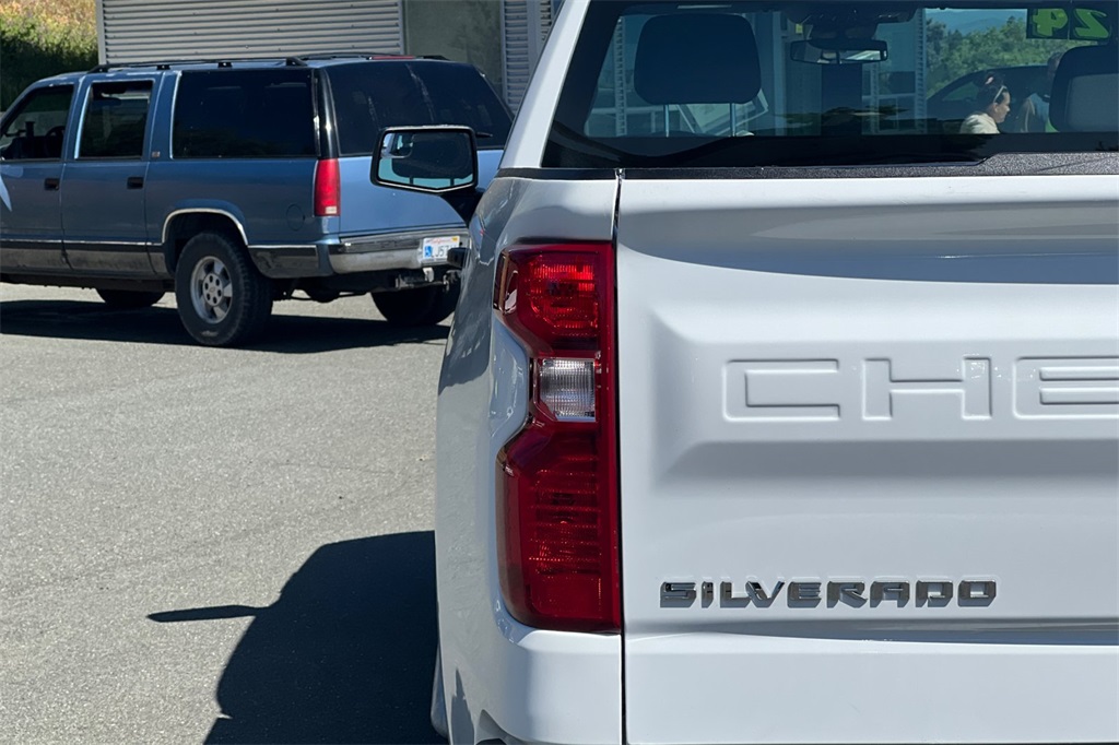 2024 Chevrolet Silverado 1500 photo 10