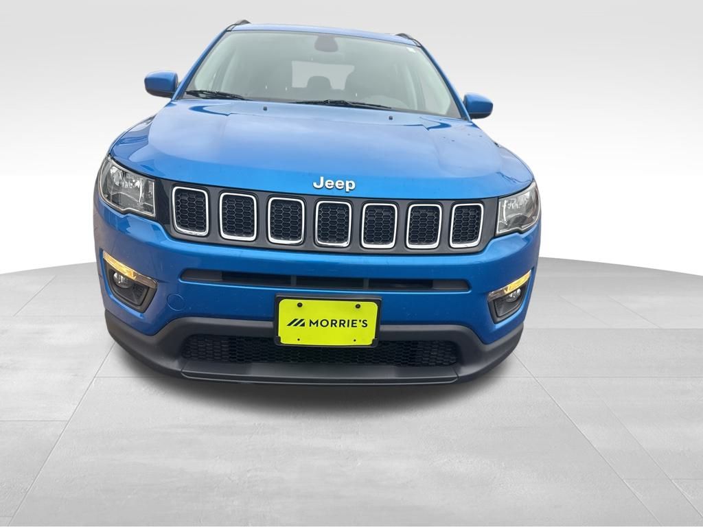 2018 Jeep Compass Latitude photo 3