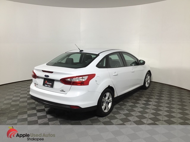2014 Ford Focus SE photo 3