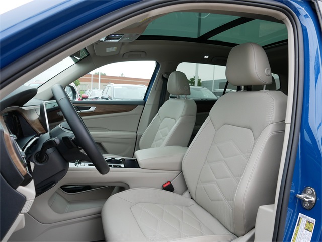 2025 Volkswagen Atlas SE Technology photo 15