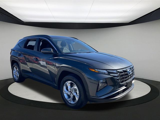 2022 Hyundai Tucson SEL photo 2