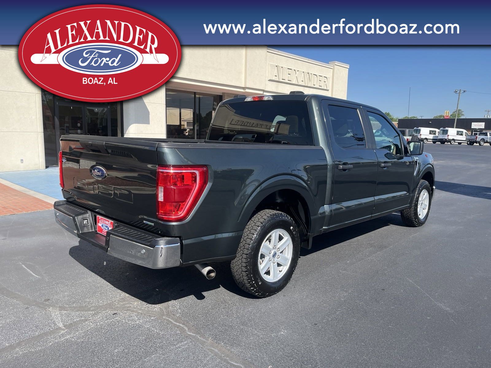 2021 Ford F-150 XLT photo 4
