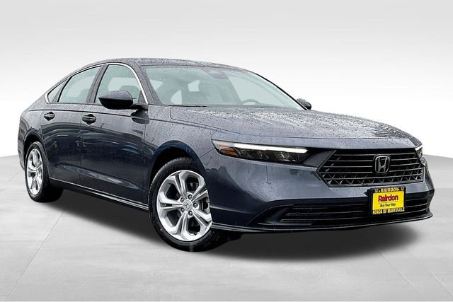 2025 Honda Accord LX's photo