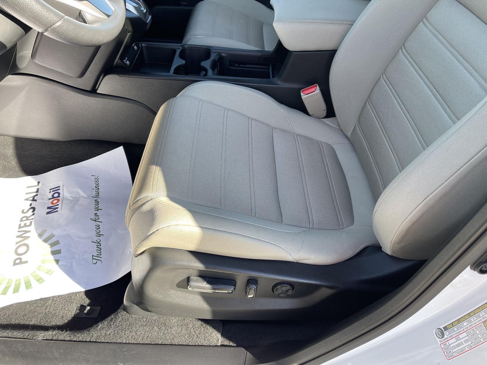 2022 Honda CR-V EX photo 3