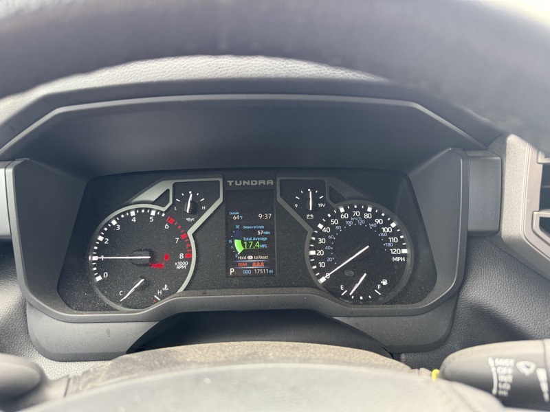2023 Toyota Tundra SR5 CrewMax photo 11