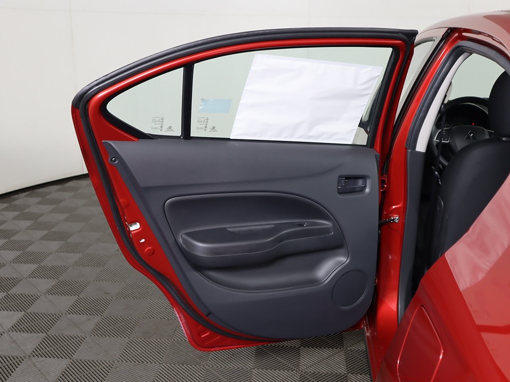 2024 Mitsubishi Mirage G4 ES photo 17