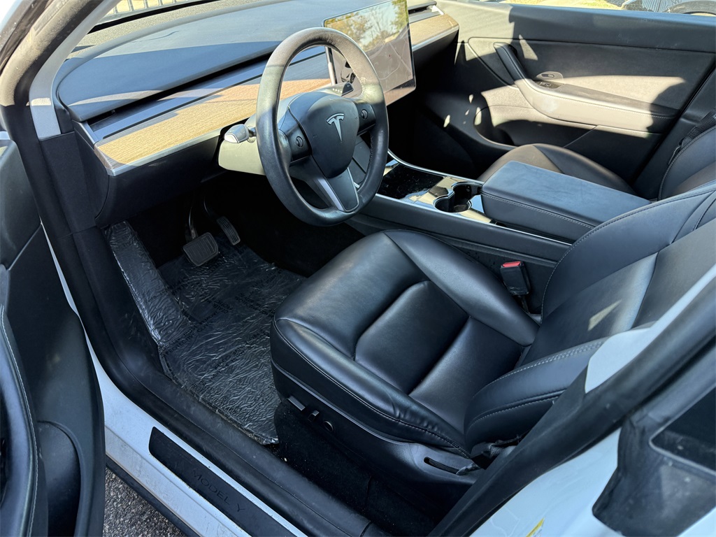 2021 Tesla Model Y Long Range photo 2