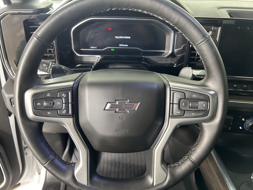 2025 Chevrolet Silverado 1500 RST photo 24