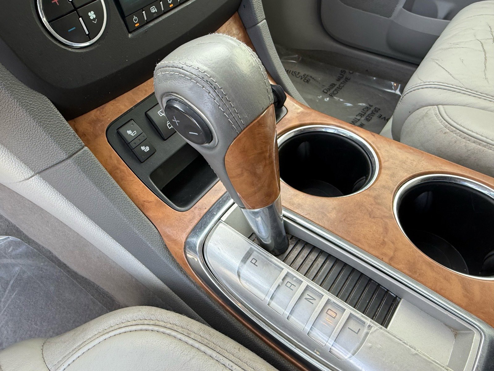 2010 Buick Enclave CXL photo 20
