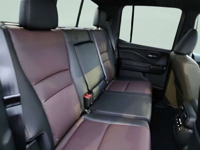 2025 Honda Ridgeline Black Edition photo 14
