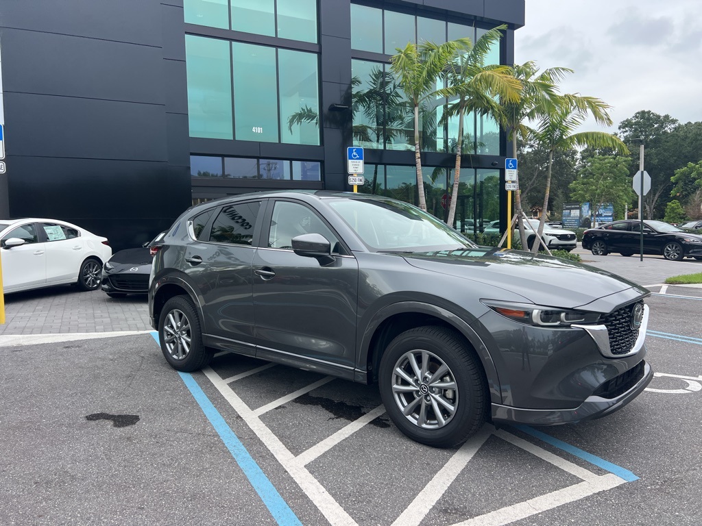 2025 Mazda CX-5 2.5 Select photo 5