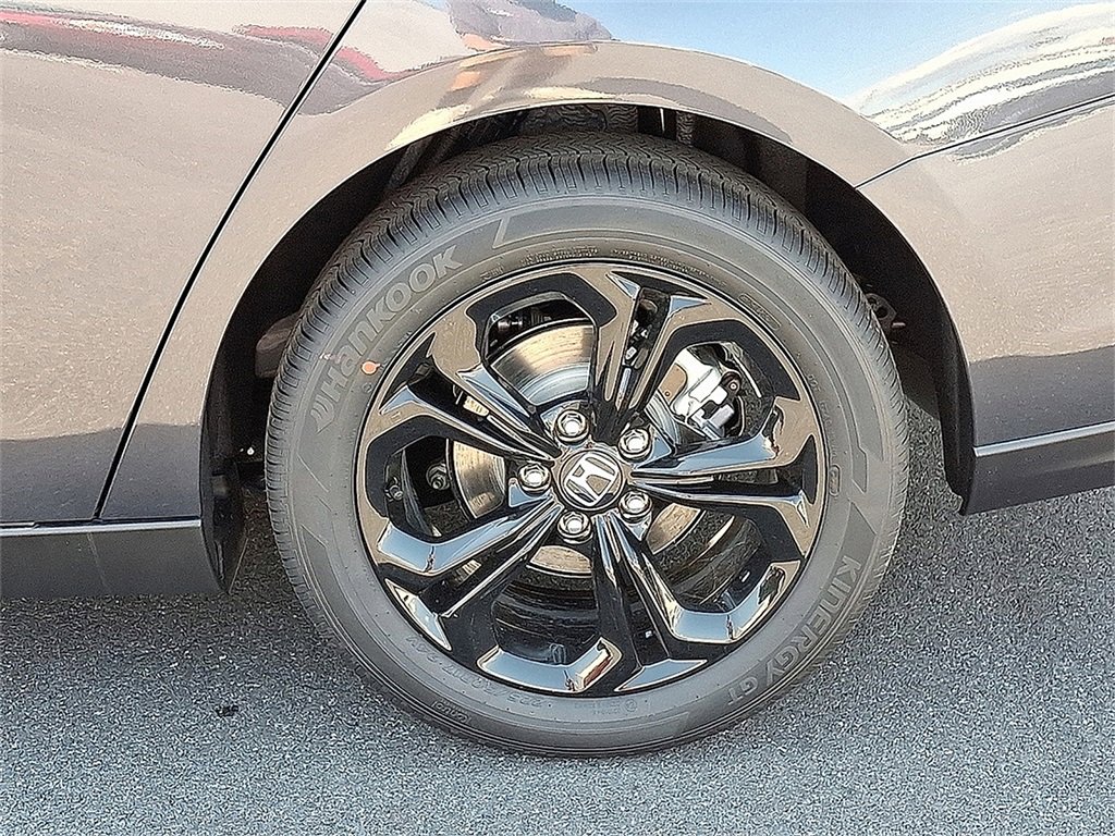 2025 Honda Accord SE photo 5