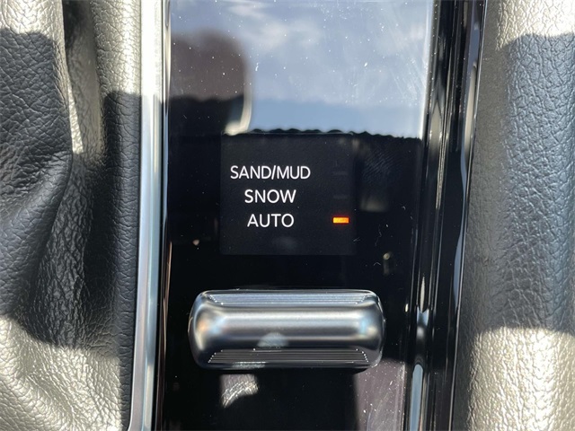 2025 Jeep Compass Latitude photo 22