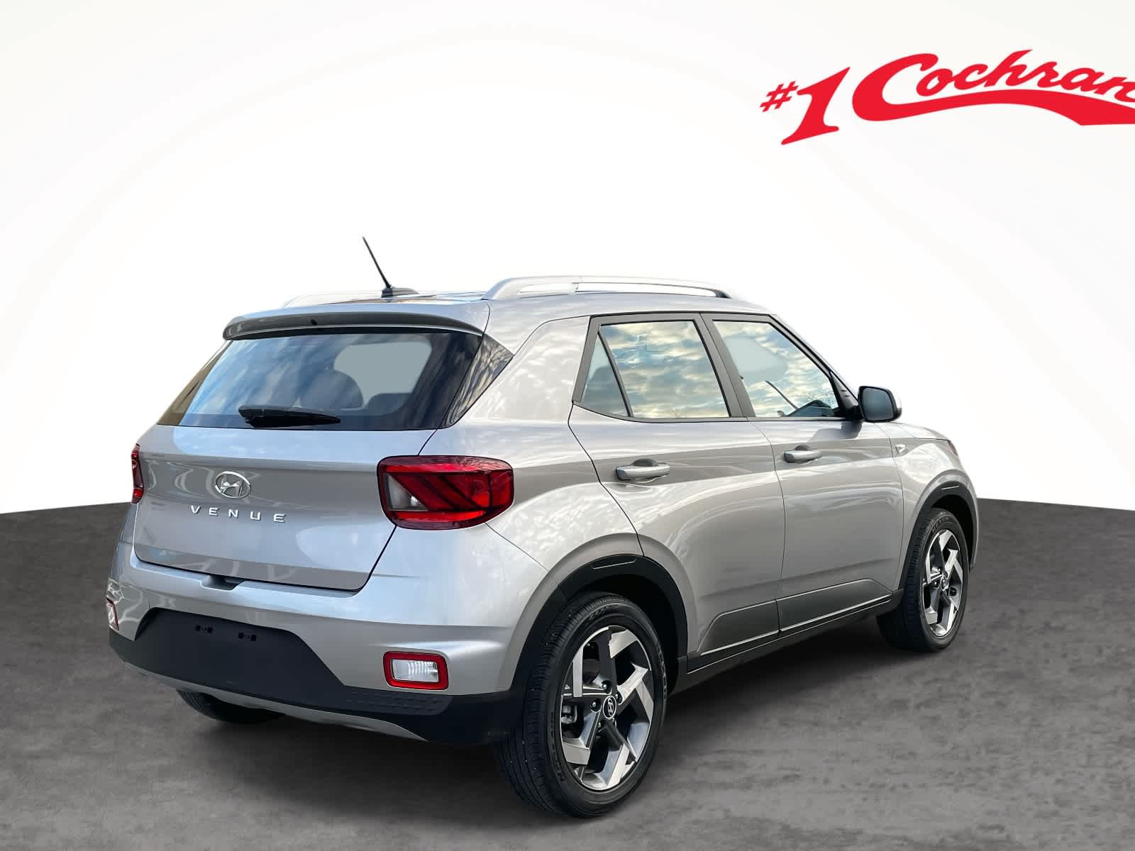 2023 Hyundai Venue SEL photo 2