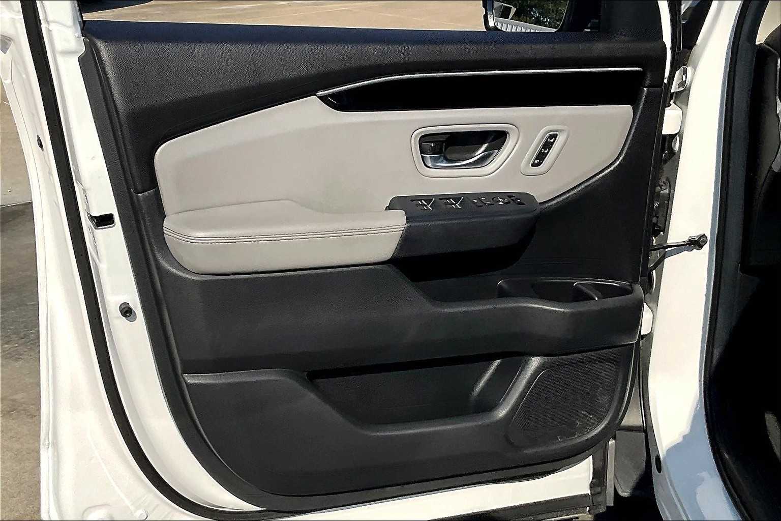 2025 Honda Pilot EX-L photo 20