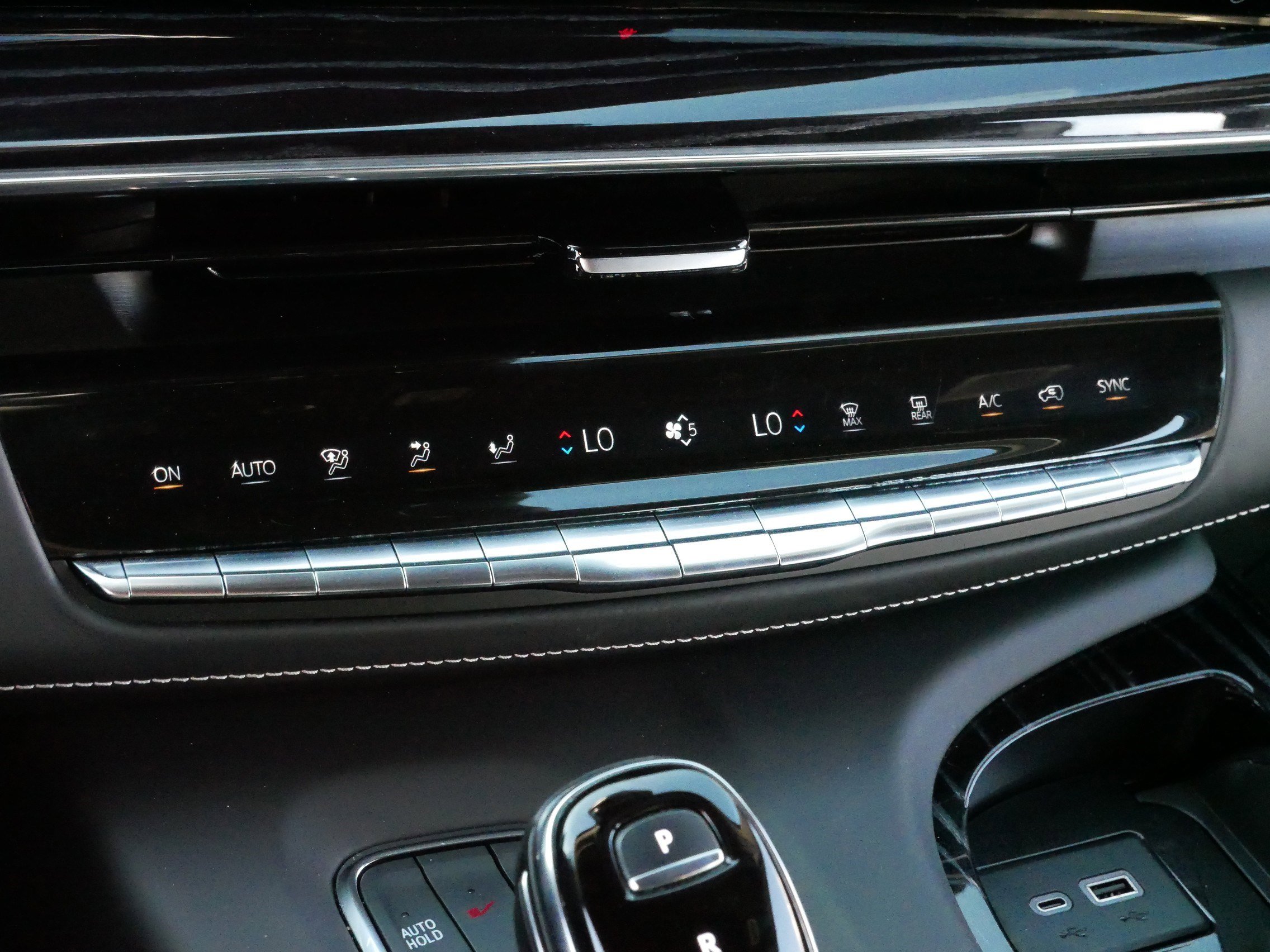 2023 Cadillac Escalade ESV V-Series photo 20