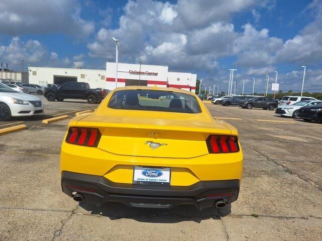2024 Ford Mustang EcoBoost photo 4