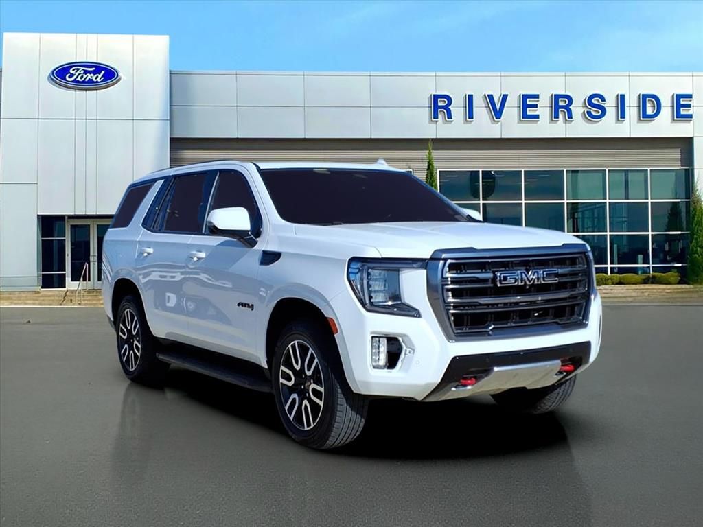2021 GMC Yukon AT4's photo