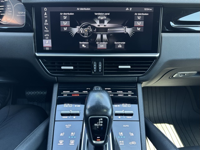2019 Porsche Cayenne Base photo 15