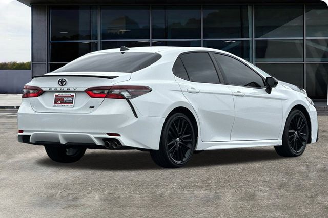2024 Toyota Camry SE photo 4