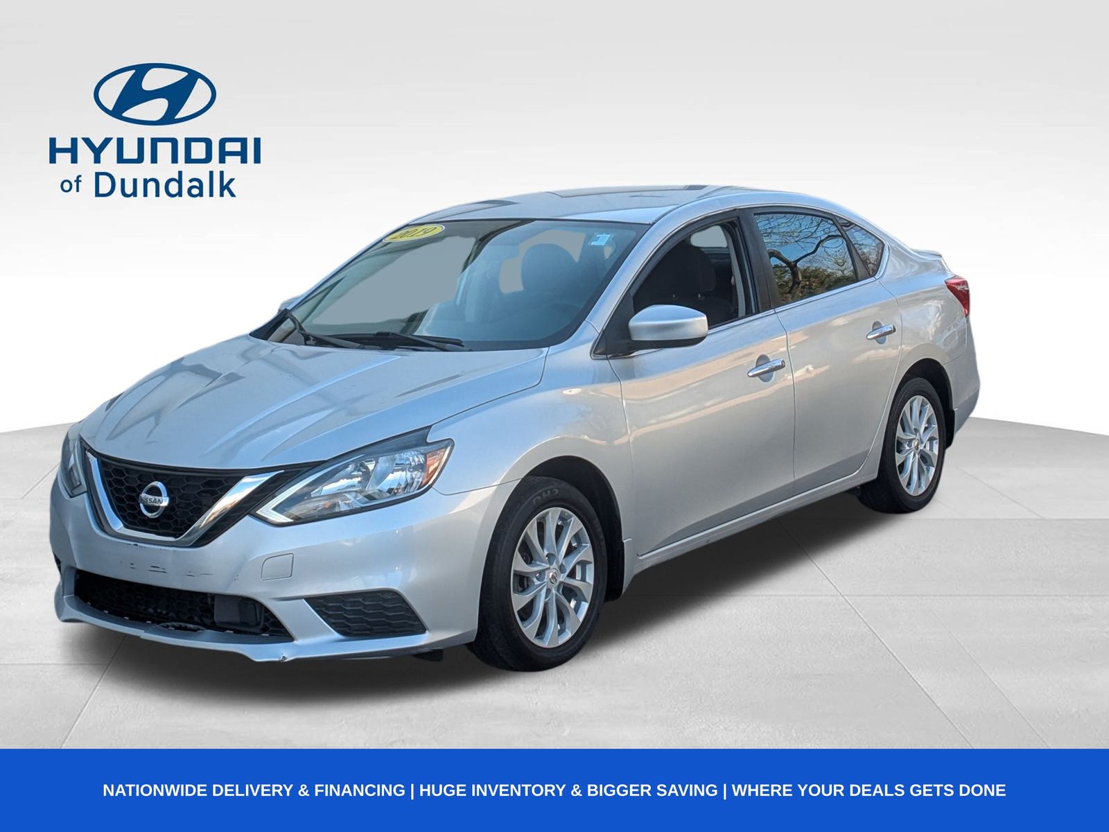 2019 Nissan Sentra S's photo