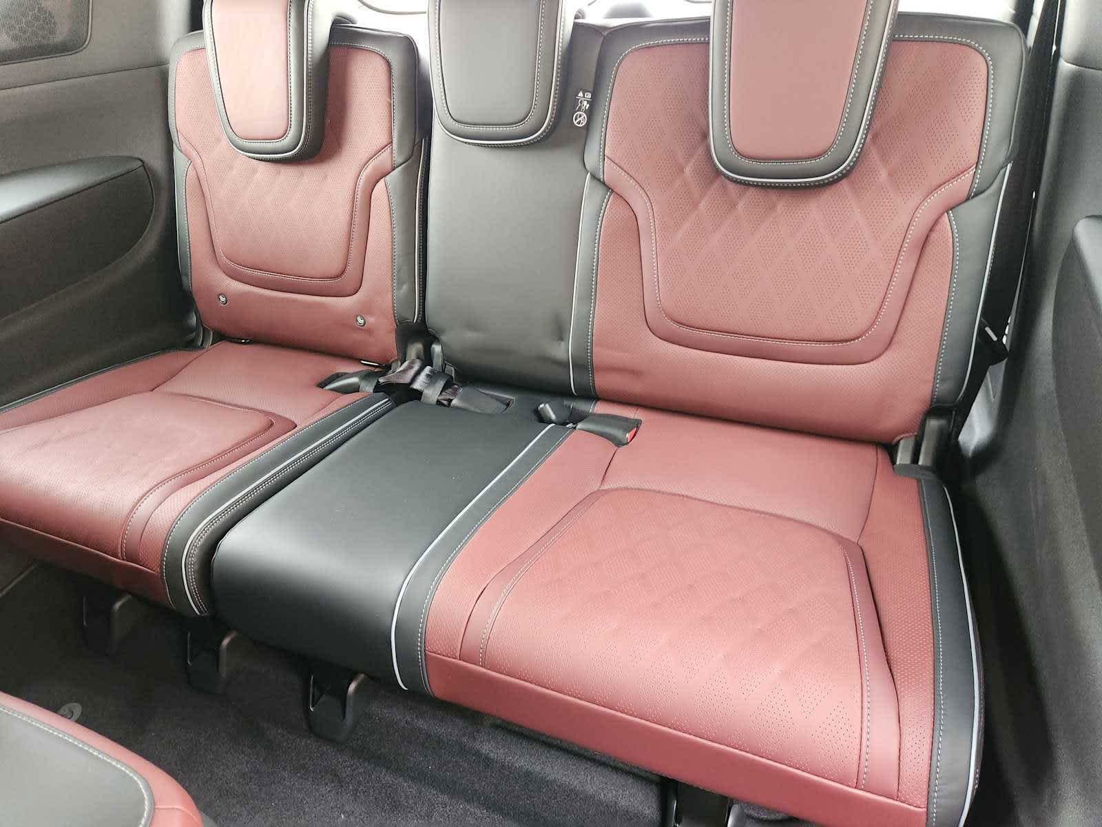 2025 Infiniti QX80 photo 19